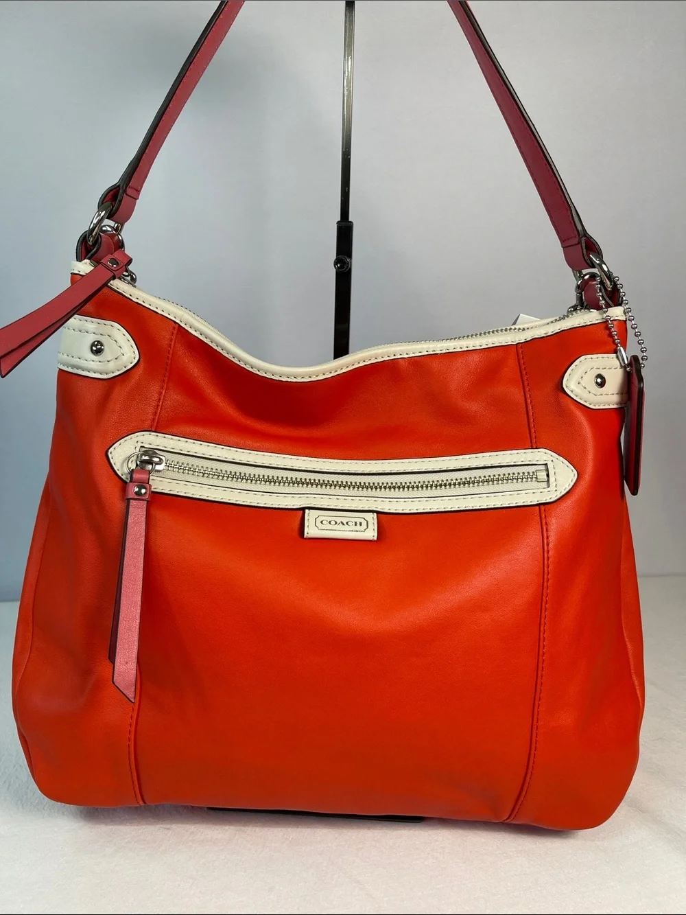 Coach E1380-F23903 Daisy Spectator Leather Convertible Hobo NWT